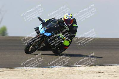 media/Sep-20-2025-TrackDaz (Sat) [[27f0cde673]]/B Group/1120am (Turn 2)/